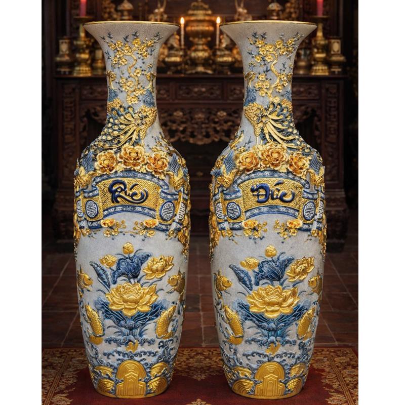 Đôi lọ lộc bình Bát Tràng đắp nổi dát vàng, đề tài Phúc Đức