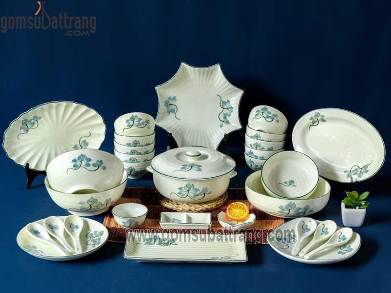 Bộ bát đĩa men kem vẽ hoa sen xanh mẫu 1 đun khử 30 món gốm sứ Bát Tràng