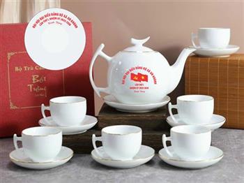 Quà tặng đại hội đảng bộ xã An Khánh - Hà Nội