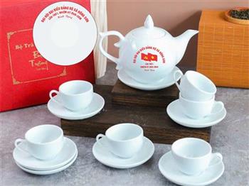 Quà tặng đại hội đảng bộ xã Hồng Sơn tặng đảng viên